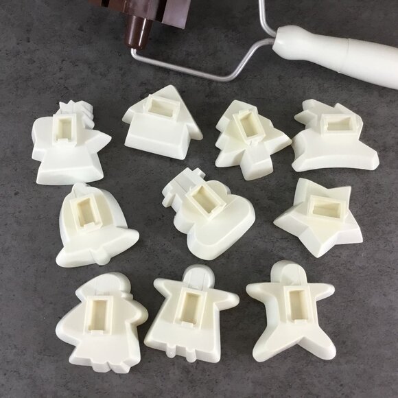 Vintage West German Cookie Cutter Wheel 10 Shapes Rolling Baking Tool 1980s - Picture 2 of 9